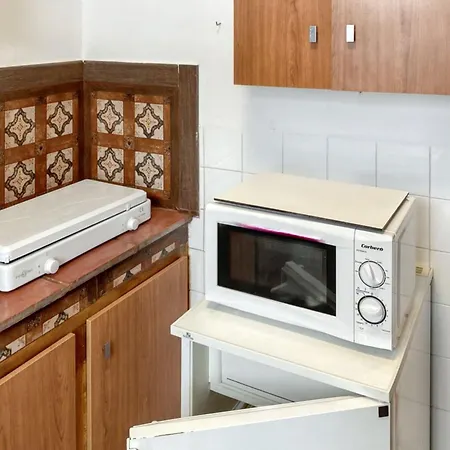 At 100 M Away From The With Enclosed Garden And Wifi Apartment