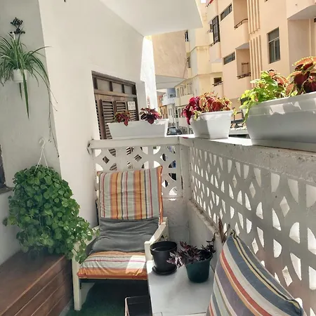 At 100 M Away From The With Enclosed Garden And Wifi Apartment *